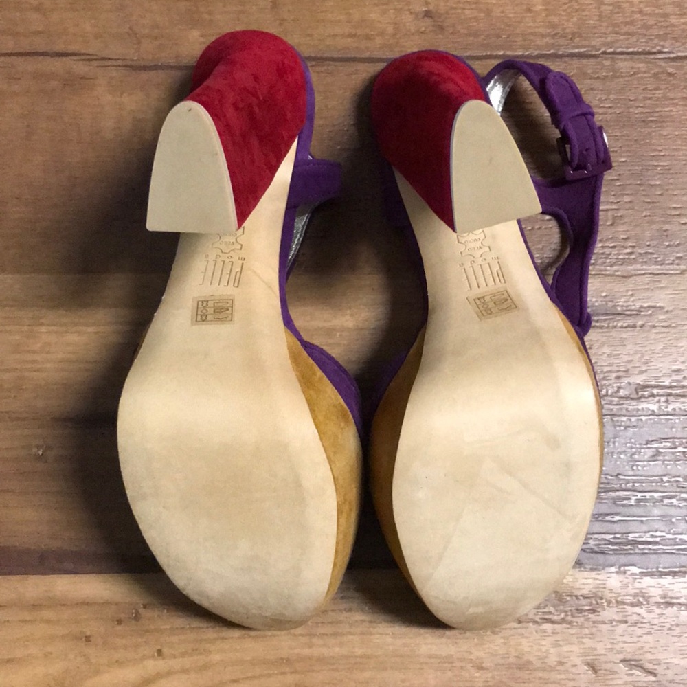 Heels - Picture 3 of 3